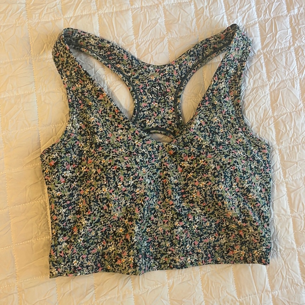 Cropped workout tank